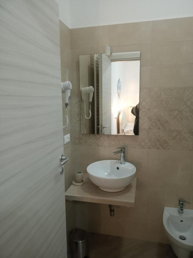 פורטו צ'זראו Mediterranea Guest House מראה חיצוני תמונה